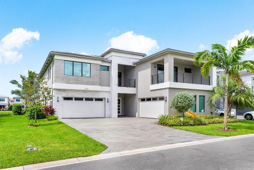 8635 Dearborn River Way, Boca Raton, FL, 33496 | Card Image