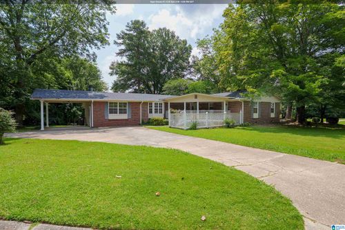 2424 Coronado Dr, HOOVER, AL, 35226-1660 | Card Image