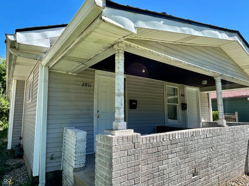2911 Brookside Ave, Indianapolis, IN, 46218-4449 | Card Image