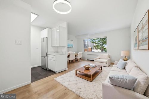 203-2755 Ordway St Nw, WASHINGTON, DC, 20008-5020 | Card Image