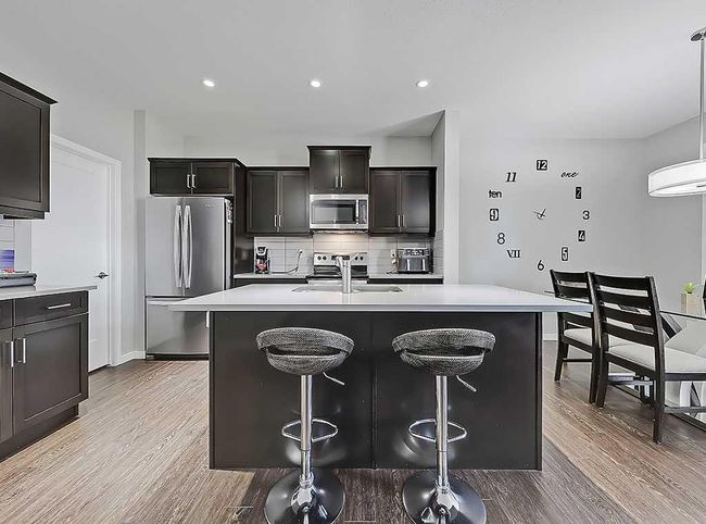 1705 Montgomery Gate Se, House other with 4 bedrooms, 3 bathrooms and 4 parking in High River AB | Image 4