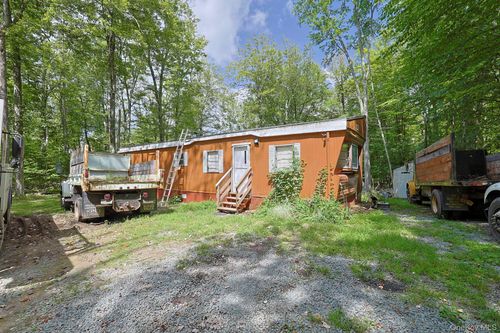 181 Oakridge Rd, Greenfield Park, NY, 12435-5416 | Card Image