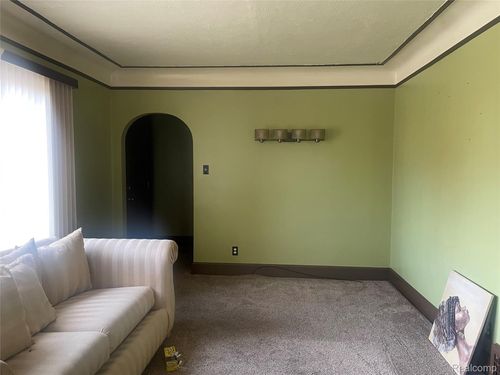 6145 Yorkshire Rd, Detroit, MI, 48224-3827 | Card Image