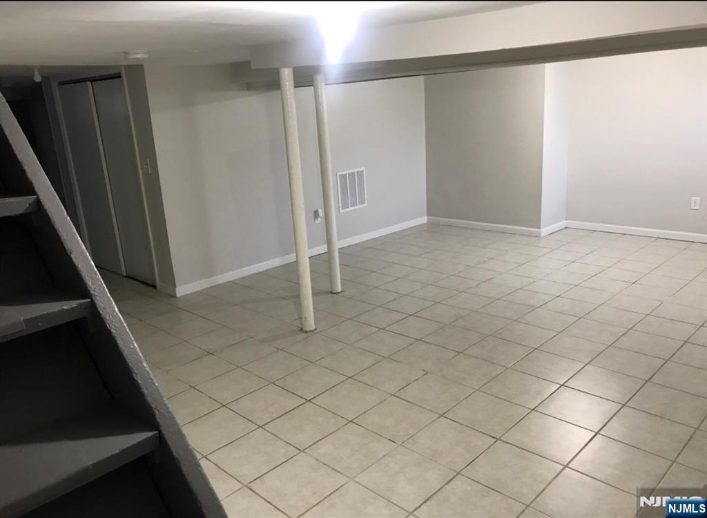 Residential Lease in Lodi 4
