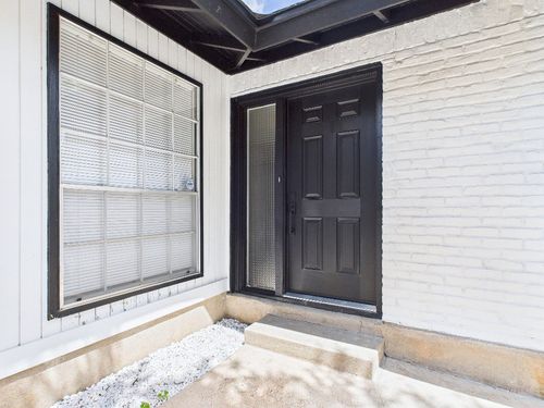 a-6108 Shadow Valley Dr, Austin, TX, 78731-4136 | Card Image