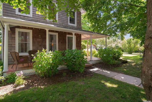 640 Orchard St, New Suffolk, NY, 11956 | Card Image