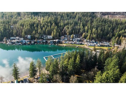 217 Lakeshore Drive, Cultus Lake, BC, V2R5A1 | Card Image