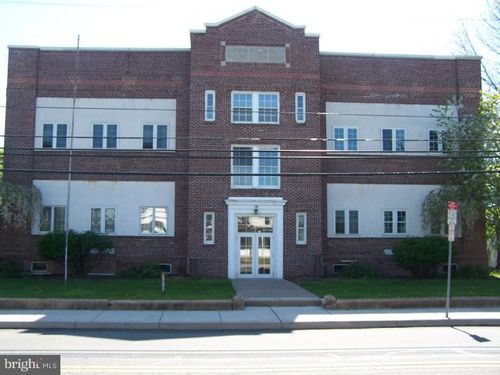 b-3-643 Main St, PENNSBURG, PA, 18073-1528 | Card Image
