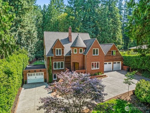 2608 Cascade Way, Longview, WA, 98632-4516 | Card Image