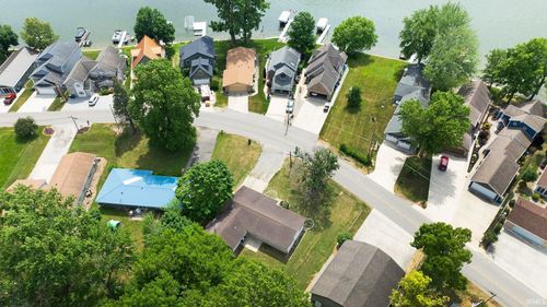 2055 Lane 150 Hamilton Lk, Hamilton, IN, 46742-9695 | Card Image