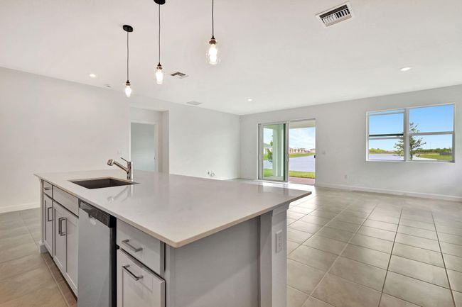 14183 Sw Harker St, House other with 4 bedrooms, 3 bathrooms and null parking in Port St Lucie FL | Image 17