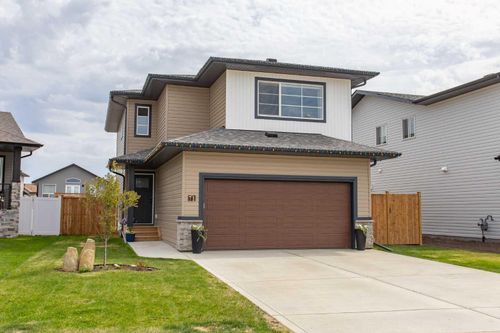 71 Bardwell Way, Sylvan Lake, AB, T4S0V4 | Card Image