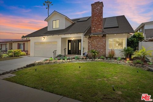 7321 Westlawn Ave, Los Angeles, CA, 90045-1059 | Card Image