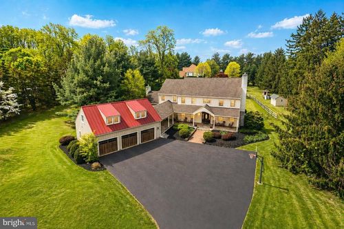2268 Beaver Hill Rd, CHESTER SPRINGS, PA, 19425-2624 | Card Image