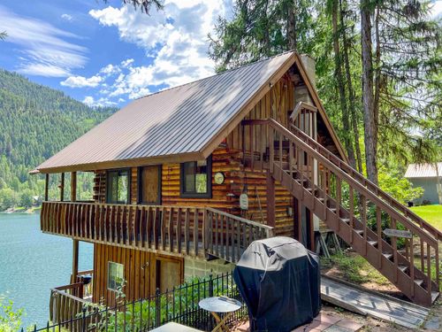 3049 Deep Lake North Shore Way, Colville, WA, 99114-9188 | Card Image