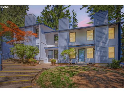 3-7940 Sw Fanno Creek Dr, Tigard, OR, 97224-8220 | Card Image