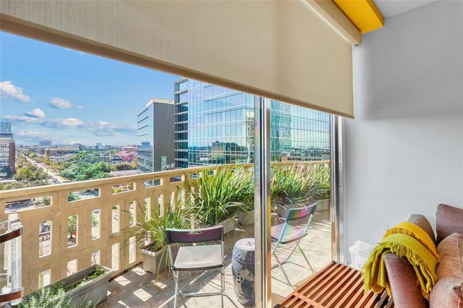 APT-722 - 2016 Main St, Condo with 2 bedrooms, 2 bathrooms and 1 parking in Houston TX | Image 11