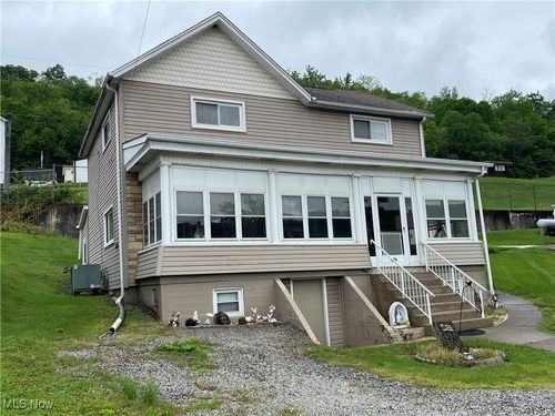 455 Smithfield St, Dillonvale, OH, 43917-7801 | Card Image