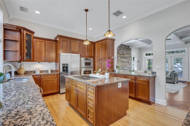 737 25 Th Ave N, House other with 4 bedrooms, 3 bathrooms and null parking in ST PETERSBURG FL | Image 17