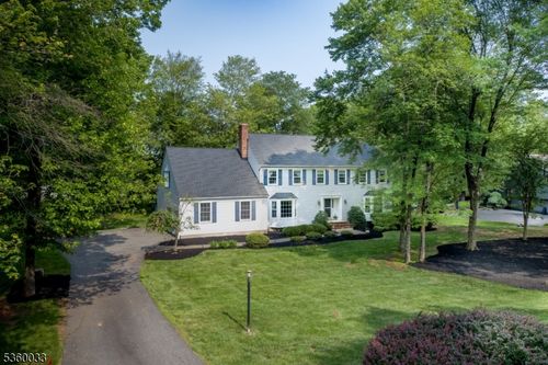 28 Willow Brook Ln, Annandale, NJ, 08801-3429 | Card Image