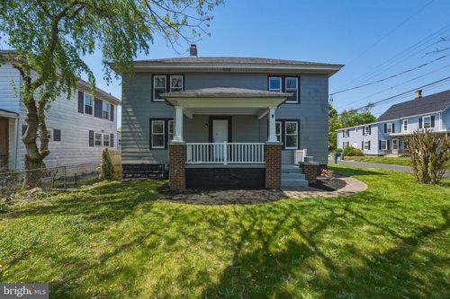 734 S East Ave, VINELAND, NJ, 08360-5821 | Card Image