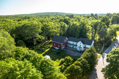 26 Mitchell St, Mechanic Falls, ME, 04256-6131 | Card Image