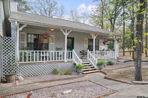 381 Knollwood Ln, Holly Lake Ranch, TX, 75765-7702 | Card Image