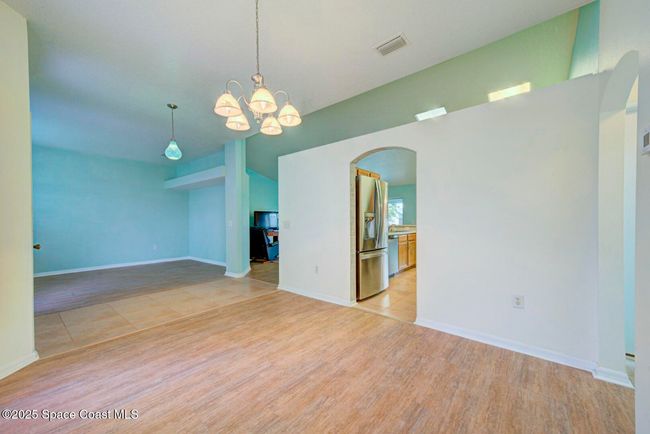 Formal Living and Dining | Image 19