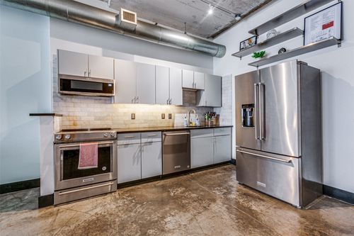 apt-917-1122 Jackson St, Dallas, TX, 75202-5229 | Card Image