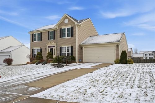 4116 Southwyck Rd, Uniontown, OH, 44685-7989 | Card Image