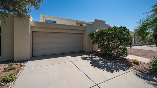 8737 E Monterosa Ave, Scottsdale, AZ, 85251-2950 | Card Image