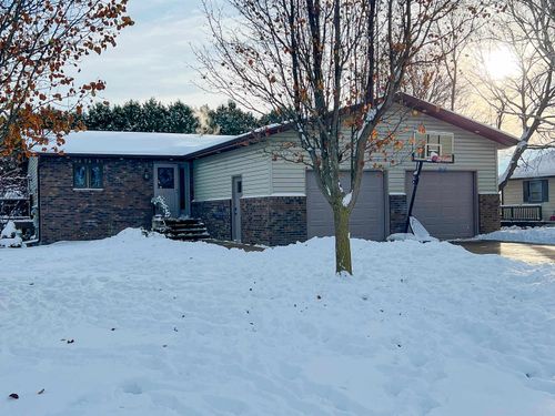 601 Russell Ave, West Union, IA, 52175-1144 | Card Image