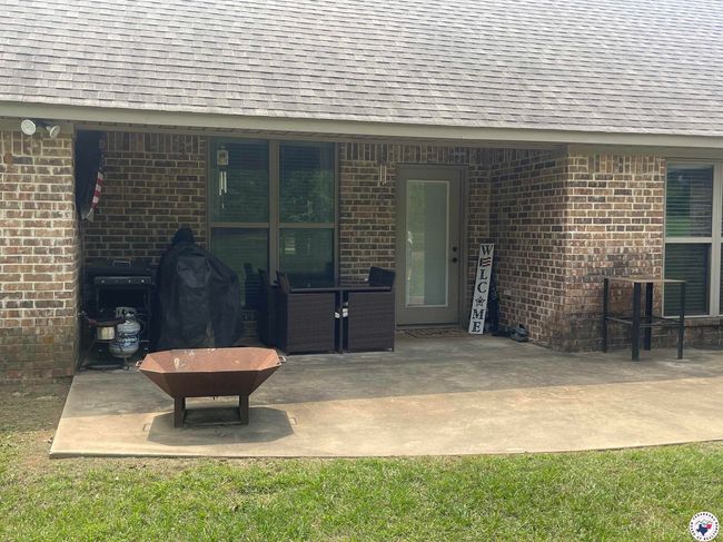 610 Stoneridge, House other with 4 bedrooms, 2 bathrooms and null parking in Queen City TX | Image 12