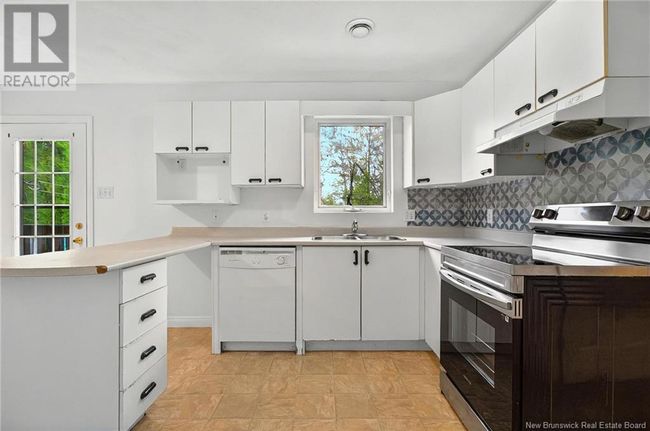 25 Rue Thaddee, House other with 3 bedrooms, 1 bathrooms and null parking in Dieppe NB | Image 15