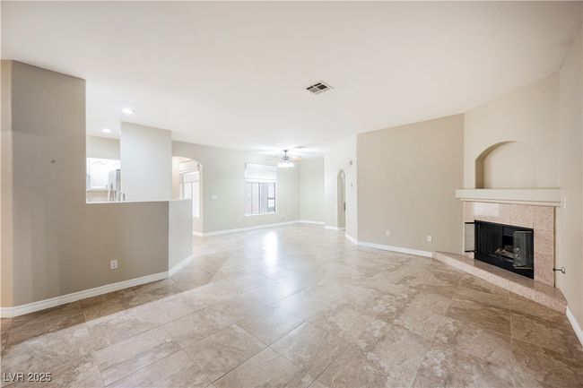 4322 - 2050 W Warm Springs Rd, Condo with 2 bedrooms, 2 bathrooms and null parking in Henderson NV | Image 6