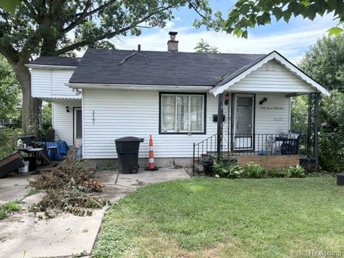 6761 Piedmont St, Detroit, MI, 48228-3414 | Card Image