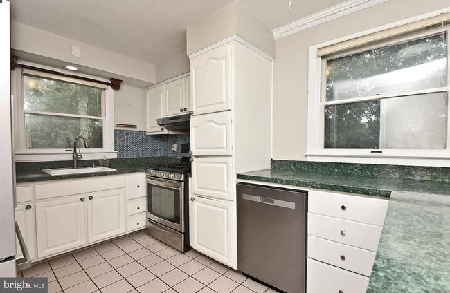 15 Constance Dr, House other with 3 bedrooms, 2 bathrooms and null parking in Hamilton NJ | Image 9