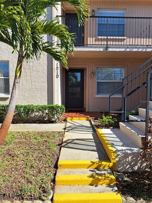 0-1010 Bowsprit Ln, HOLIDAY, FL, 34691-5230 | Card Image
