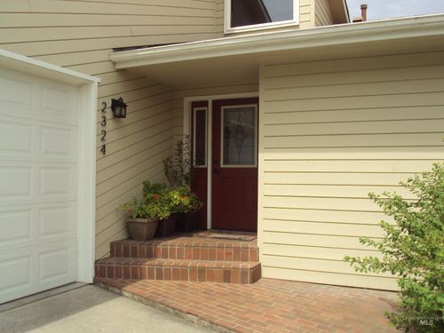 2324 15th St, Lewiston, ID, 83501-6368 | Card Image