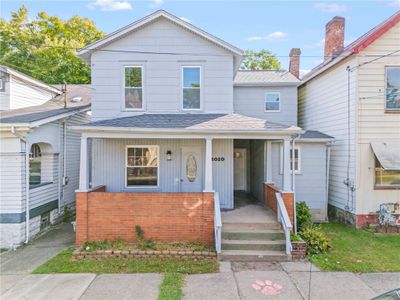 2010 6th Avenue, House other with 3 bedrooms, 2 bathrooms and 1 parking in Beaver Falls PA | Image 1