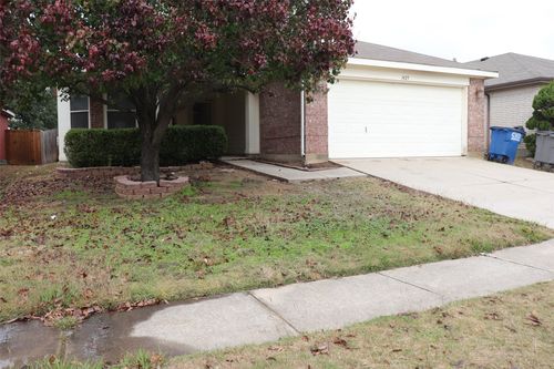 1425 Knottingham Dr, Little Elm, TX, 75068-5596 | Card Image