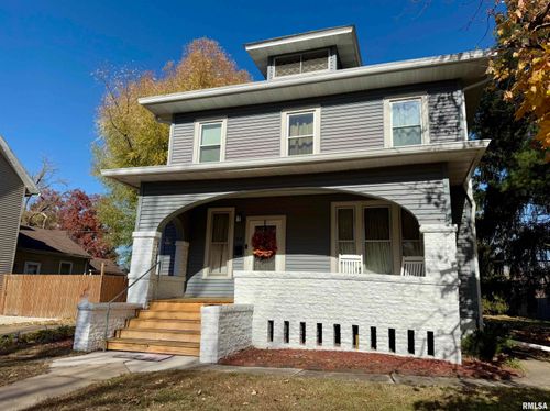 816 E Washington St, Macomb, IL, 61455-2436 | Card Image