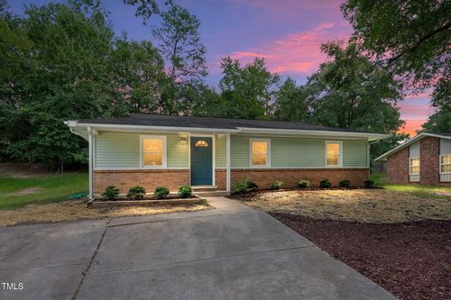 529 Solar Dr, Raleigh, NC, 27610-3449 | Card Image