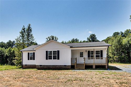4265 Tessa Ct, Trinity, NC, 27370-7277 | Card Image