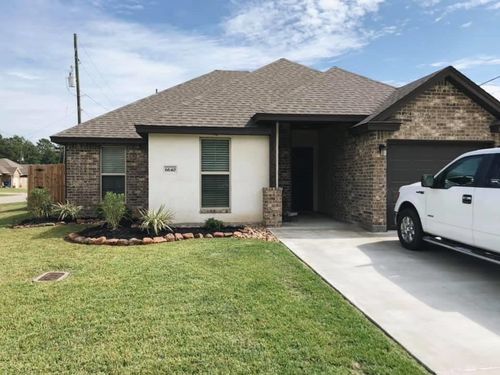 6640 Westwood Village Dr, Lumberton, TX, 77657-8270 | Card Image