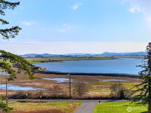 5 Bayside Ter, Mount Vernon, WA, 98273 | Card Image