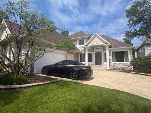 3547 Scottsdale Cir, Naperville, IL, 60564-4631 | Card Image