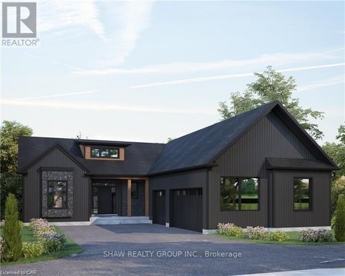 31 Glen Eagle Court, Huntsville (Chaffey), ON, P1H1B1 | Card Image