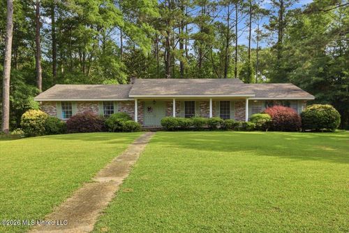 611 Marsha Ave, Mendenhall, MS, 39114-3032 | Card Image