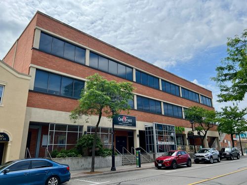 18-460 Brant St, Burlington, ON, L7R4B6 | Card Image